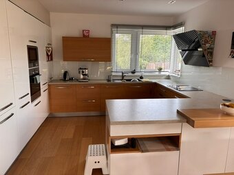 RODINNÝ DOM 230m2 HRAŠOVÍK - 3