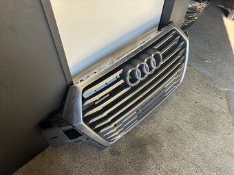 Maska Audi Q7 4M - 3