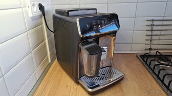 Automatický kávovar Philips LatteGo Series 2300 - 3