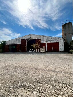 Predaj | Hospodárske budovy v areáli družstva | Hrádok - 3