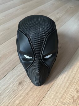 EXKLUZÍVNA čierna Deadpool maska - 3