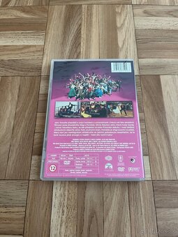 • Na predaj DVD film Pomáda • - 3