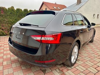 Škoda Superb III Combi 2.0 TDI 110kw Dsg Led Facelift - 3