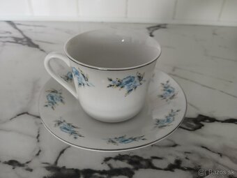 Porcelánové šálky s podšálkami - 3