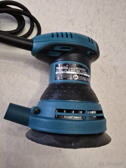 Brúska Makita BO5030 - 3
