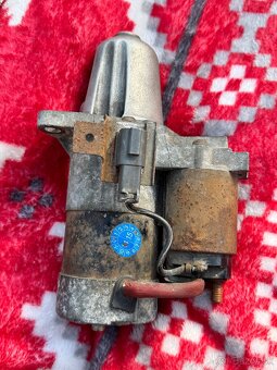 Starter mitsubishi 233001M215 a M000T80285. - 3