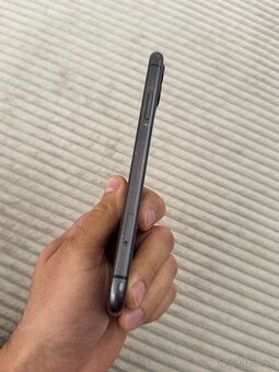 Apple iPhone 11 128 GB - 3