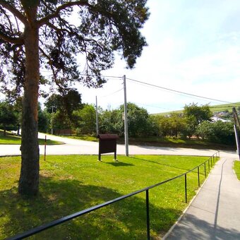 NA PREDAJ veľký pozemok s ovocným sadom, 1080m2, Hermanovce - 3