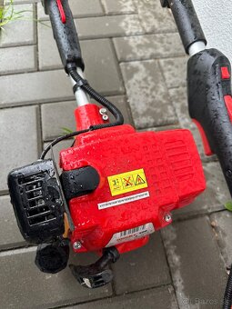 2 x benzínový vyžínač - 130R predané - 3