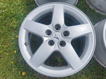 Disky Peugeot 407 5x108 R16 - 3