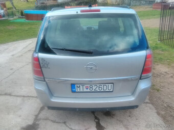 Opel Zafira 1.9 CDTi (2007) - 3