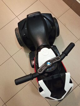 Detská elektrická trojkolka BMW S1000RR - 3
