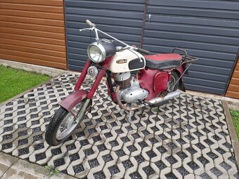 Jawa 250 - 3