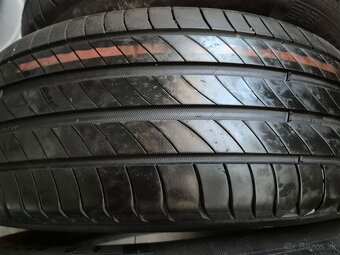 215/60 r17 letné 4 ks MICHELIN dezén 6,2 - 5,8 mm DOT2020 - 3