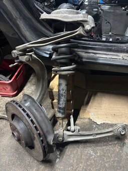 Otoče audi a6c6 - 3