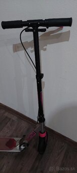 Dievčenská kolobežka - 3