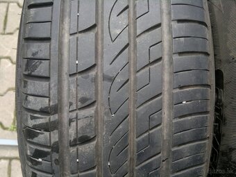 Letne pneu. Falken 215/65 r17 - 3