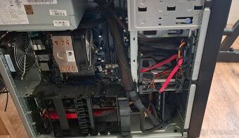 Predam Počitac Lenovo S20 Xeon plus LCD monitor - 3