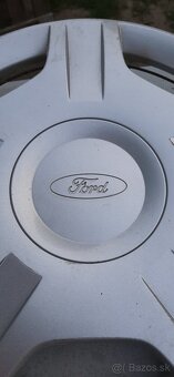 Ford Fiesta-puklice R14 - 3