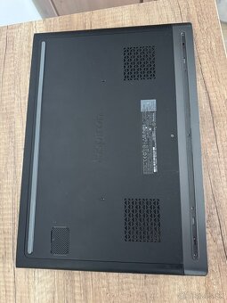 Predám Dell Inspiron 7566 - 3