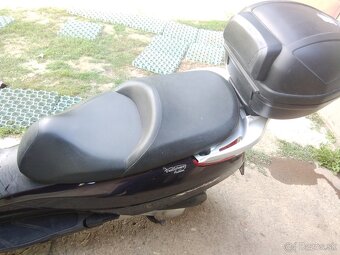 Predám motocykel skúter honda - 3
