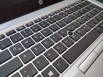 HP elitebook 725 G4 ,AMD A10 quad core , 16gb ram , ssd - 3