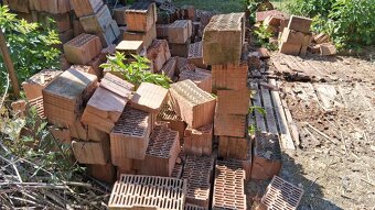 Darujem staré tehly. - 3