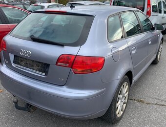 AUDI A3 SPORTBACK 8P 1.6FSI - 3
