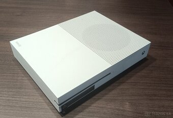 Xbox one S 500gb - 3