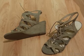 Snurovacie letne sandale - 3