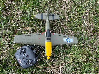 Predam rc lietadlo p51 400mm - 3