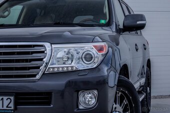 Toyota Land Cruiser V8 4.5 I D-4D Lux - 3