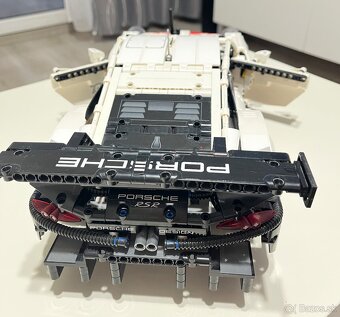 LEGO Technic Porsche 911 RSR 42096 - 3