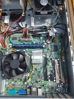 Lenovo TinkCentre M70 SFF - 3