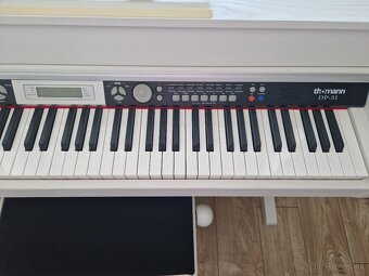 Klavir Thomann DP-31 - 3