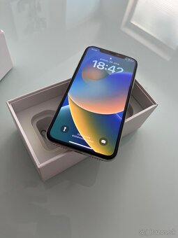 iPhone X 64GB - 3