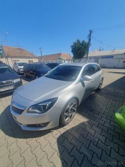 Opel Insignia 2,0 CDTI Sports Tourer SW - 3