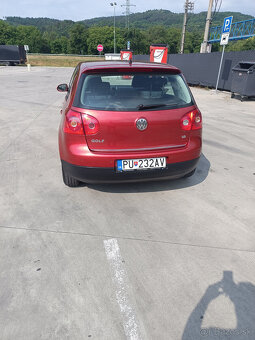 Volkswagen Golf 1.6 MPI benzín - 3