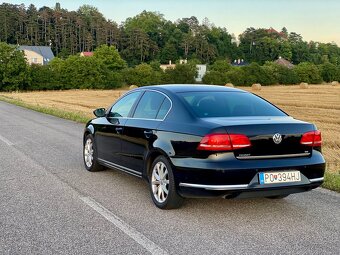 Volkswagen Passat B7 Sedan - 3