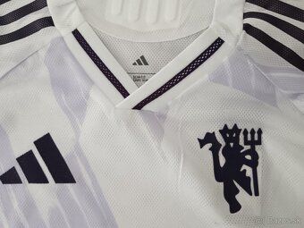 Manchester United FC 25/26 – Away Authentic edícia (white) - 3