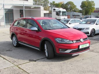 Volkswagen Golf VARIANT 2.0 TDI DSG, 4x4 ALLTRACK EDITION - 3