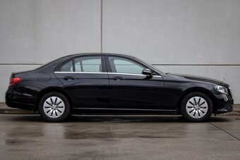 Mercedes Benz E220d - 3