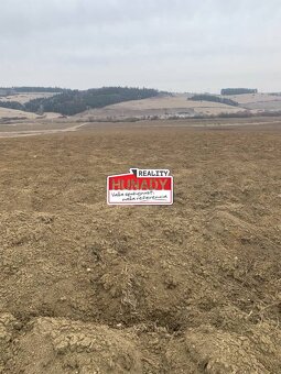 (600 m²) POĽNOHOSPODÁRSKY POZEMOK - 3