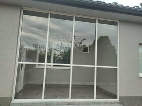 Zasklevanie balkonou, logií a teras-altankov. - 3