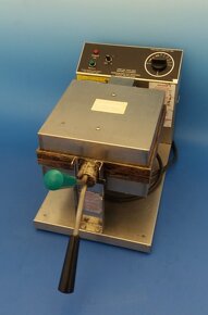 Vaflovač -Gofry PROFI ( CRN 844) - 3