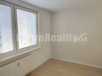 Moderný slnečný 3 izbový byt - 3