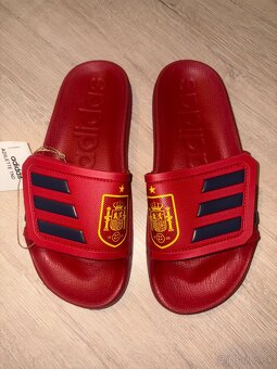 Šľapky Adidas v.38 s visačkou - 3