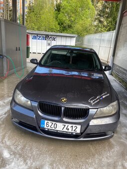BMW e90 2L nafta - 3