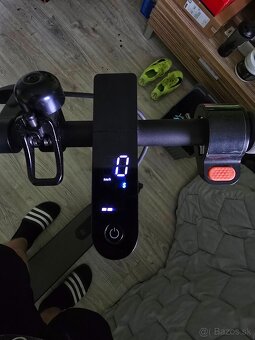 Predám Elektrickú Kolobežku Xiaomi Essentials - 3