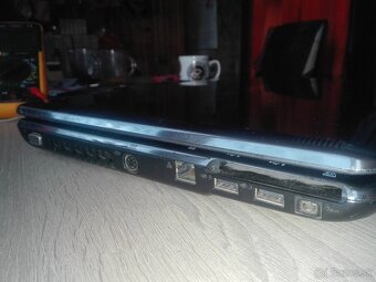 Toshiba A300D. Dvoj-jadro.Windows 7 PRO. - 3